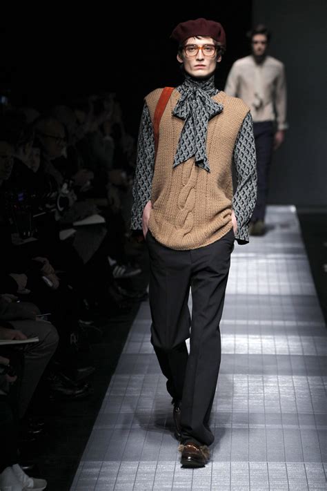 gucci men's 2015 fall|Watch the Men's Fall Winter 2015 collection. .